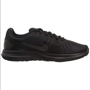 Nike
Women's Black In-season Trainer 7 Cross